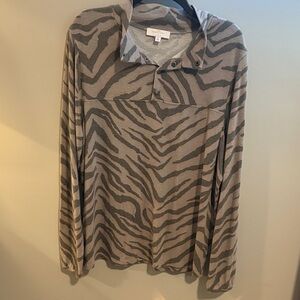 New Directions Gray and Pink Patterned Top